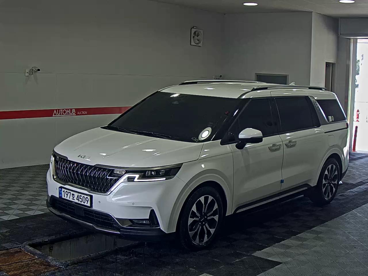 KIA CARNIVAL (KA4)