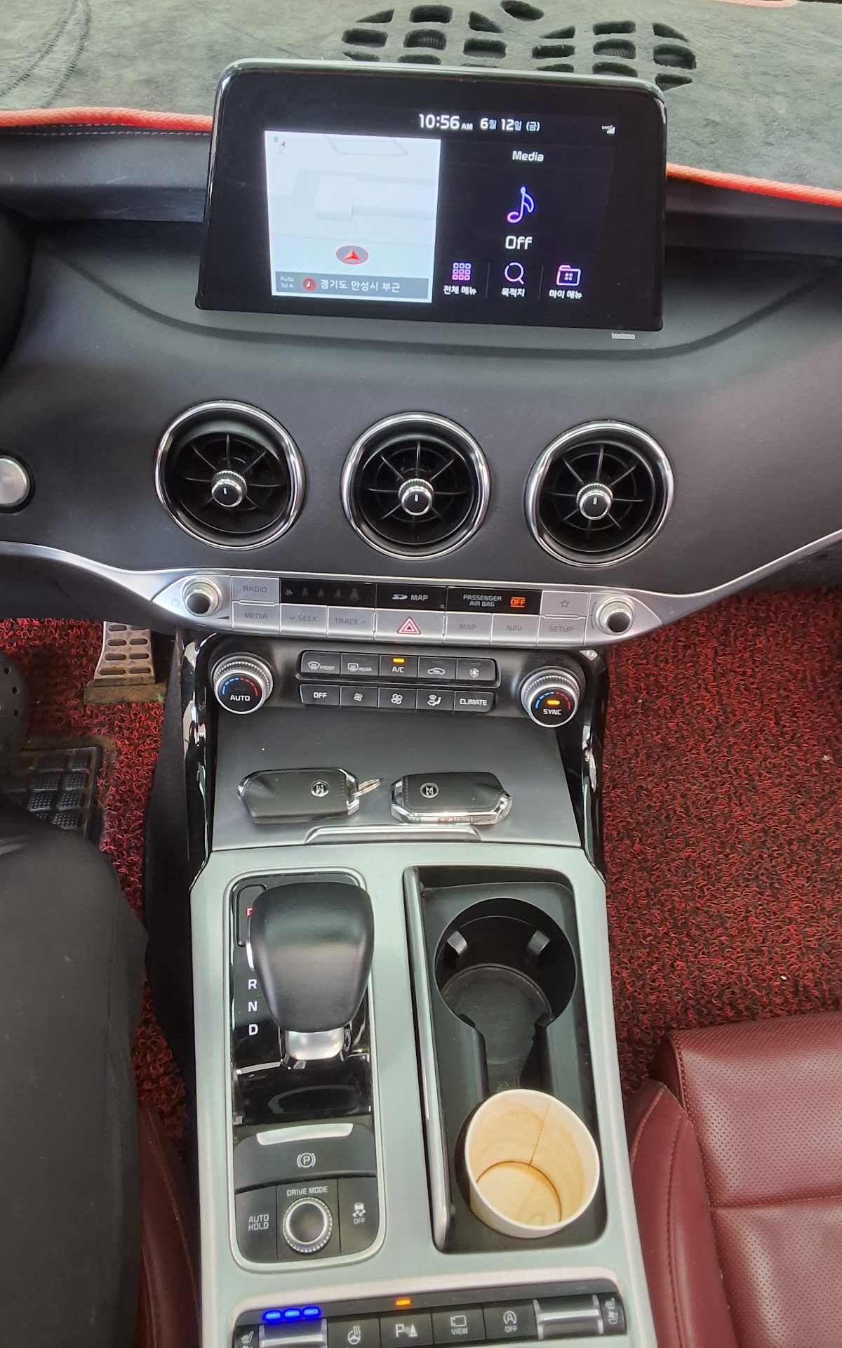 2020 - kia stinger