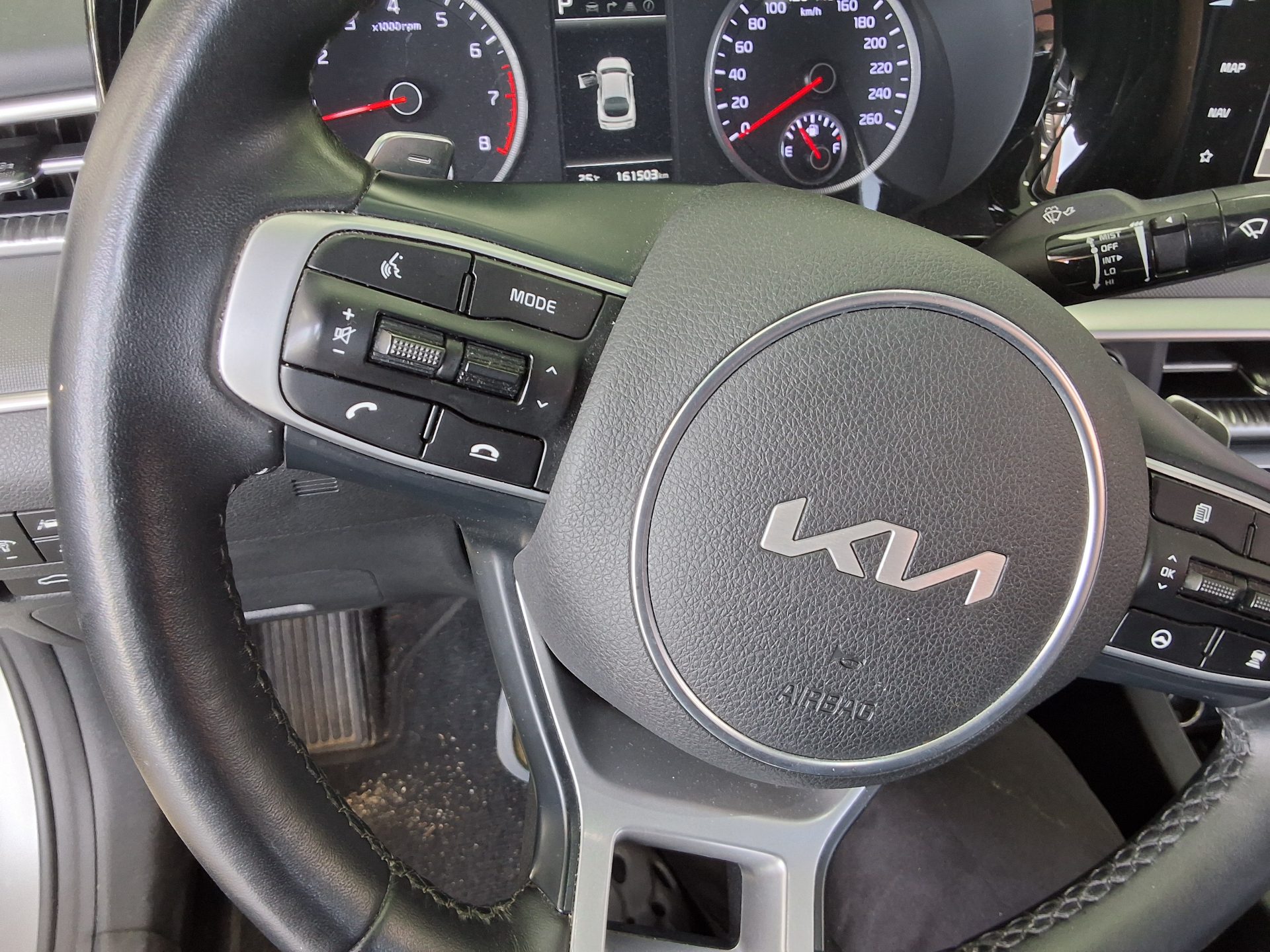 2023 - kia k5