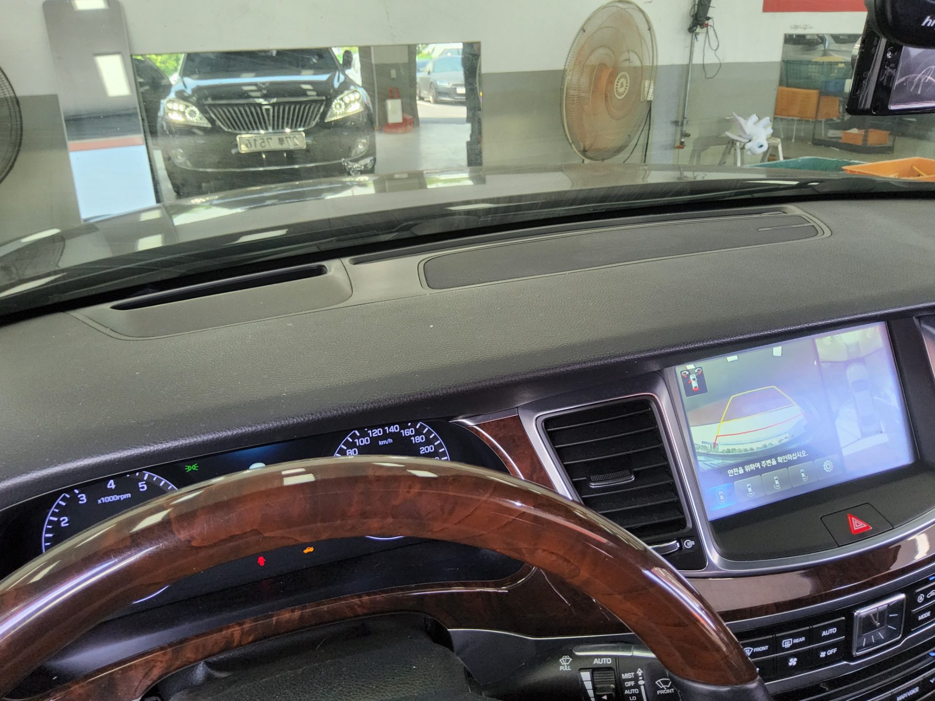 2015 - hyundai equus