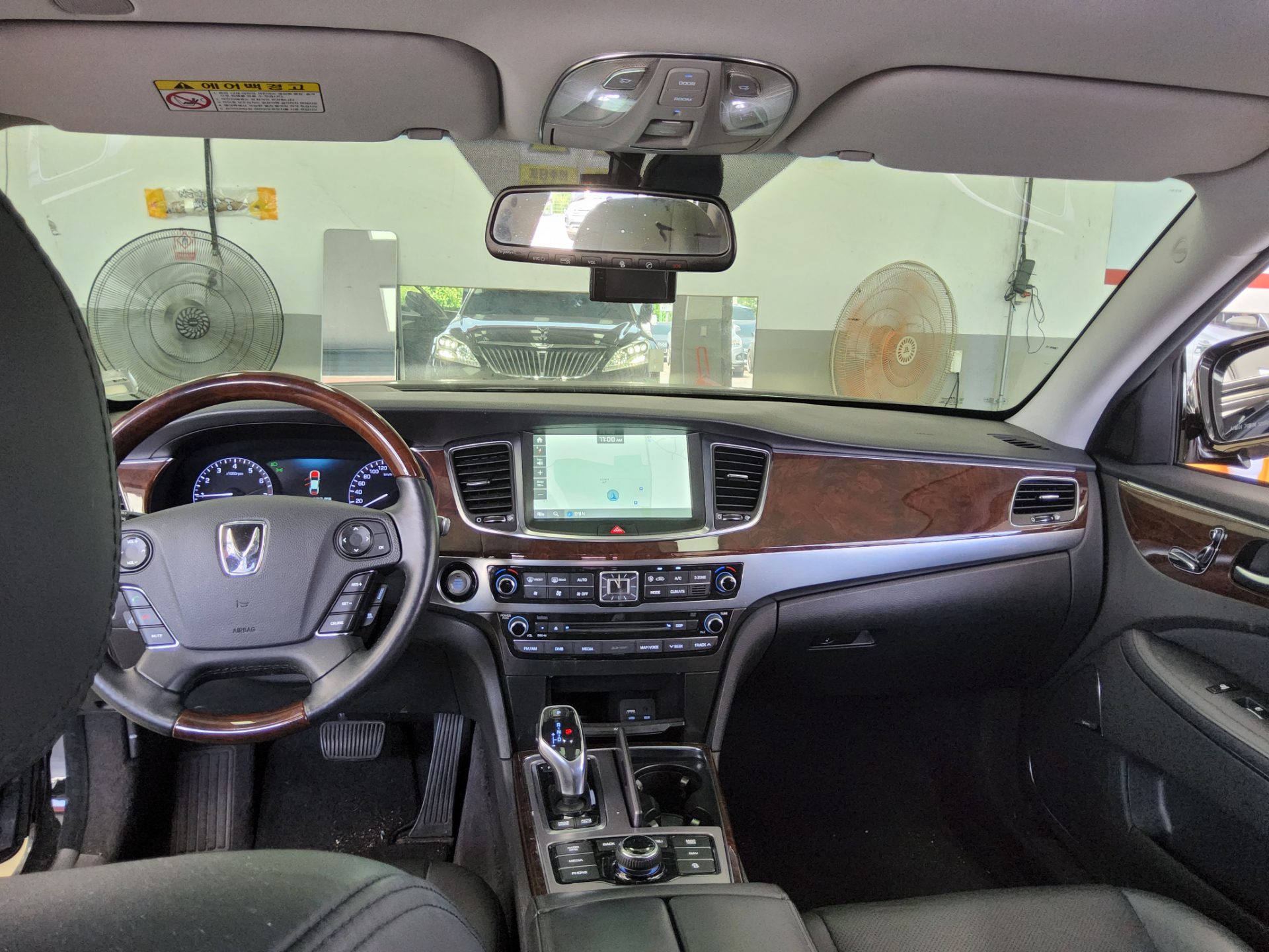 2015 - hyundai equus
