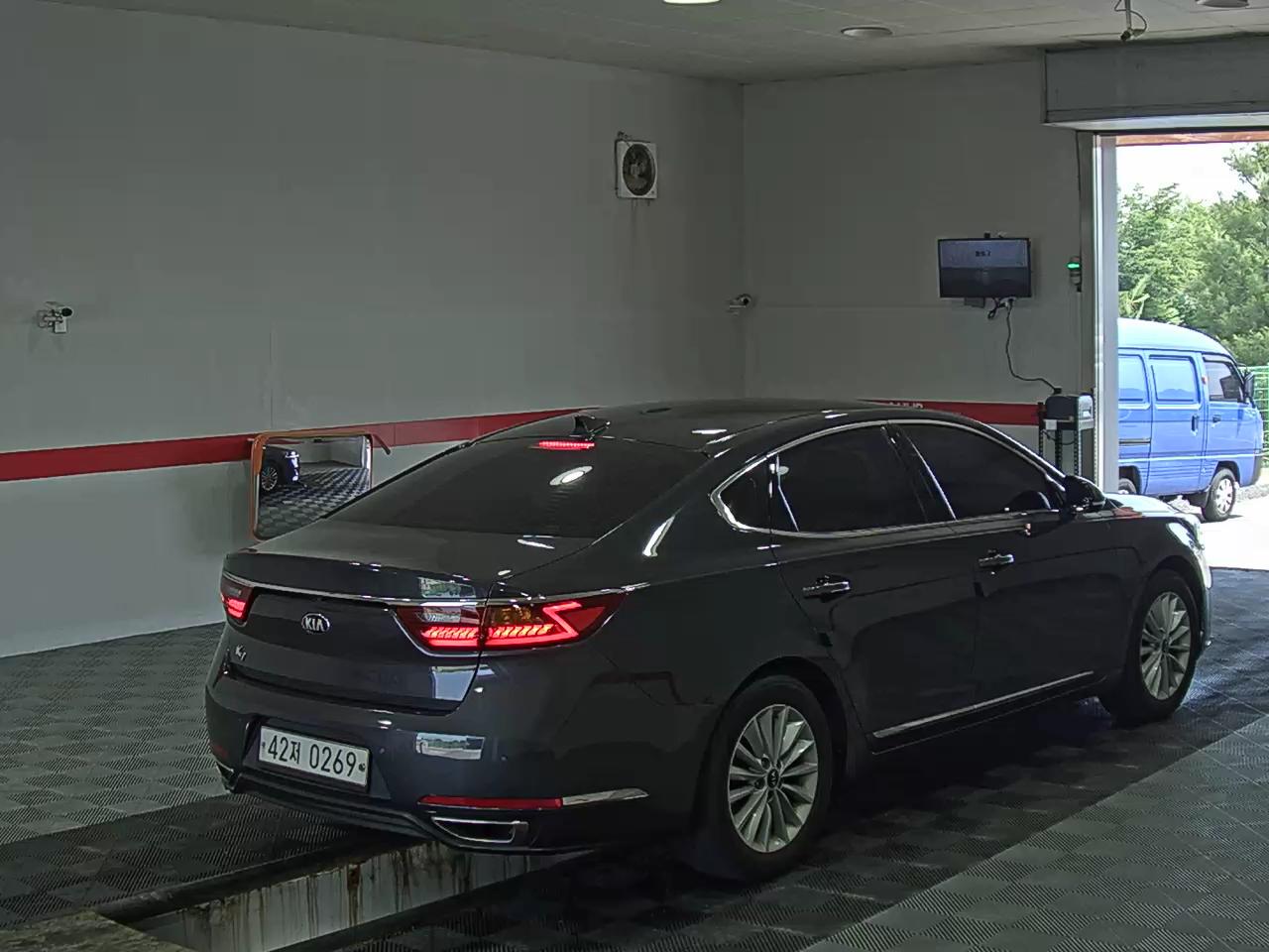2016 - kia k7
