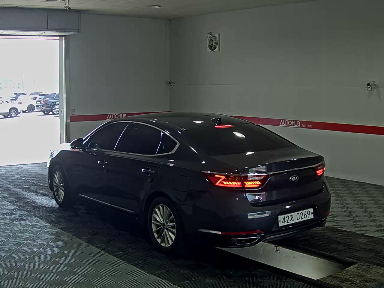 2016 - kia k7