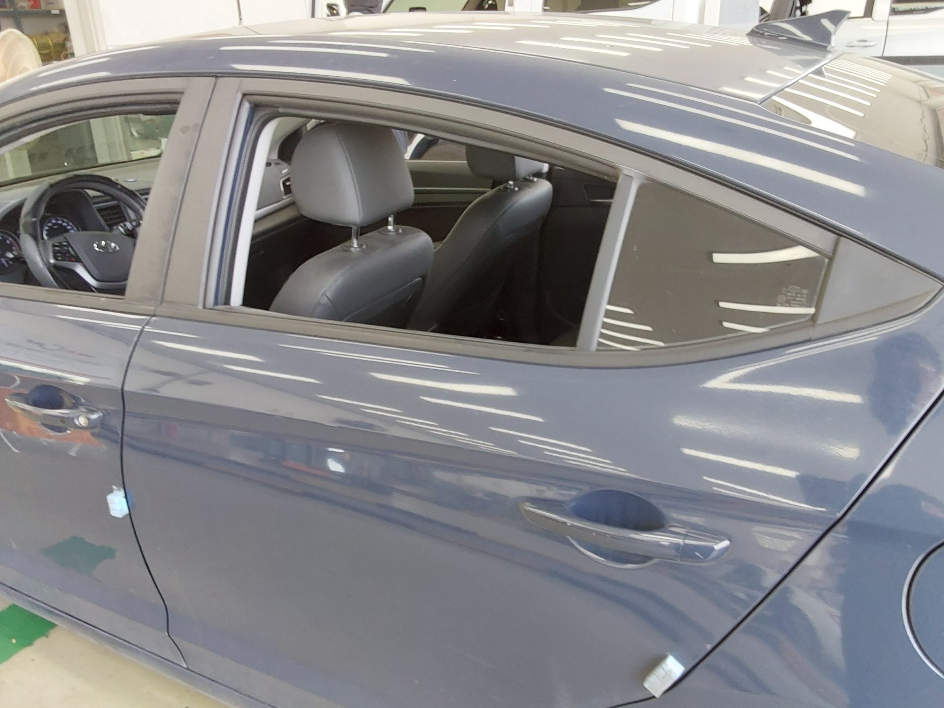 2016 - hyundai avante