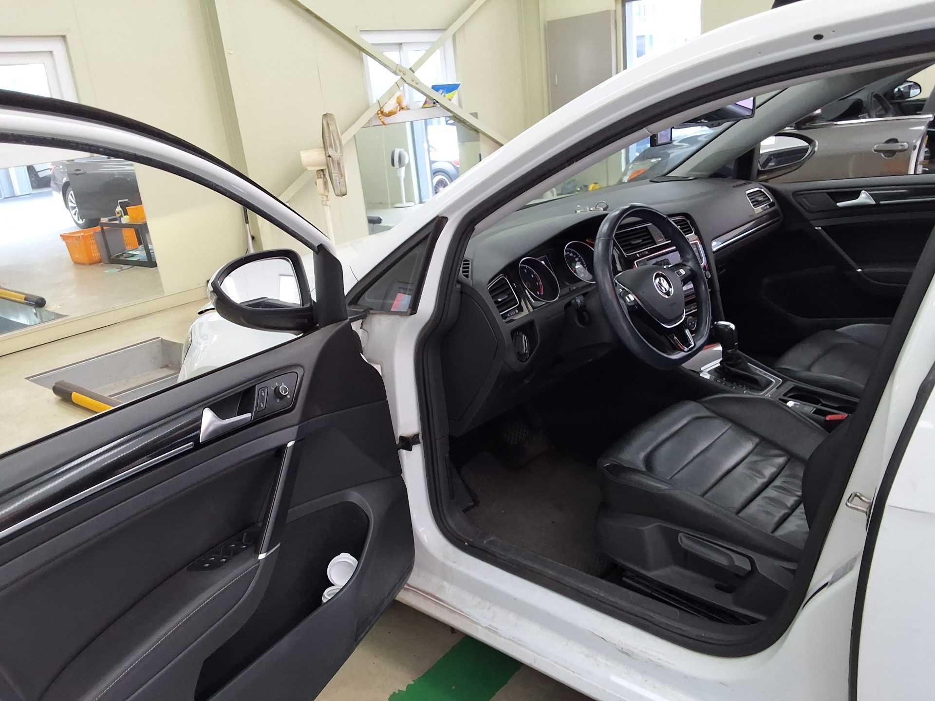 2014 - volkswagen golf