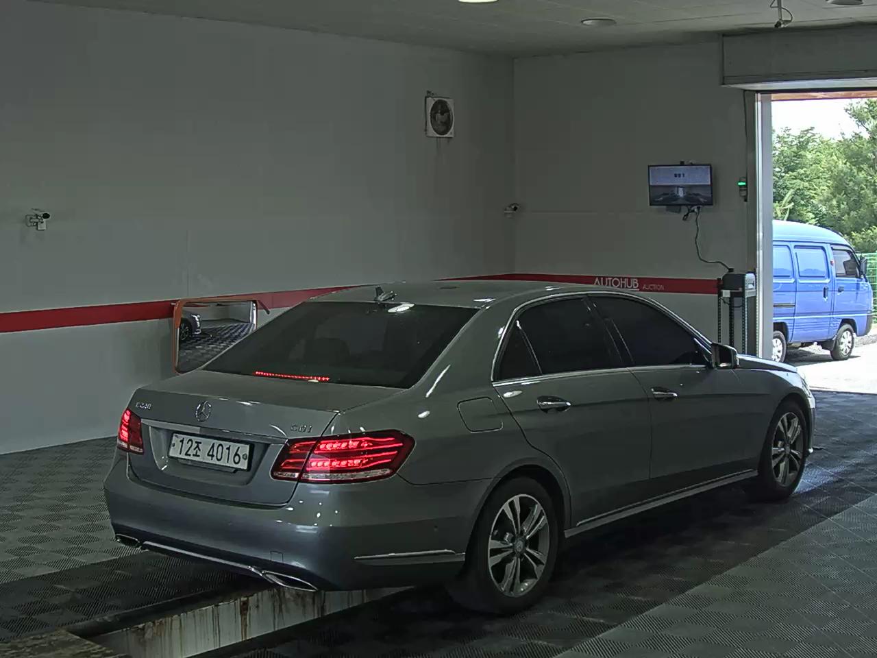 2014 - mercedes-benz e220