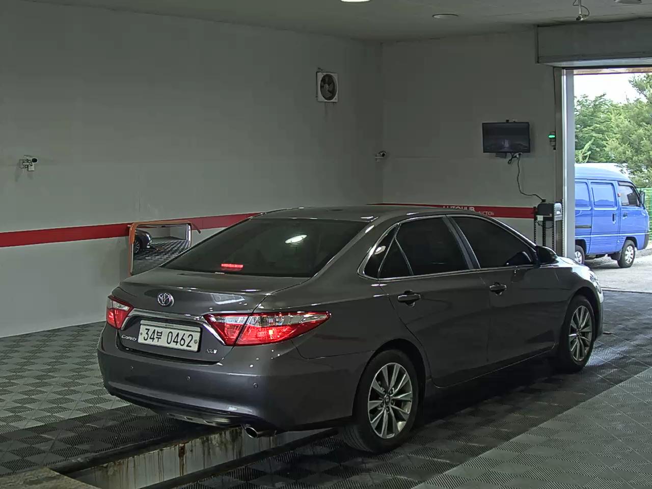 2015 - toyota camry