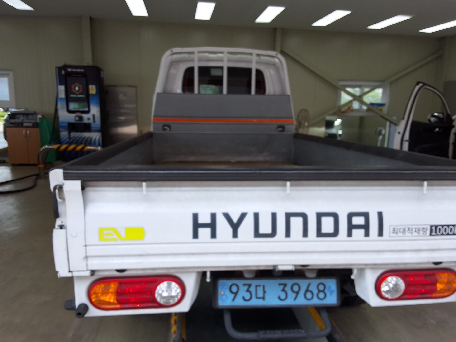 2023 - hyundai porter