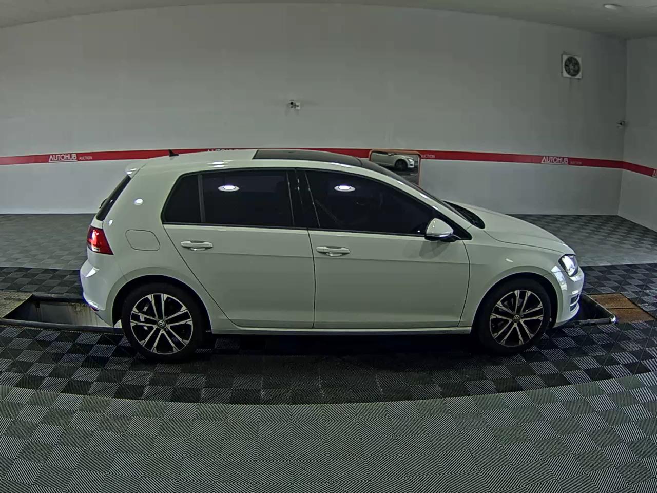 2014 - volkswagen golf