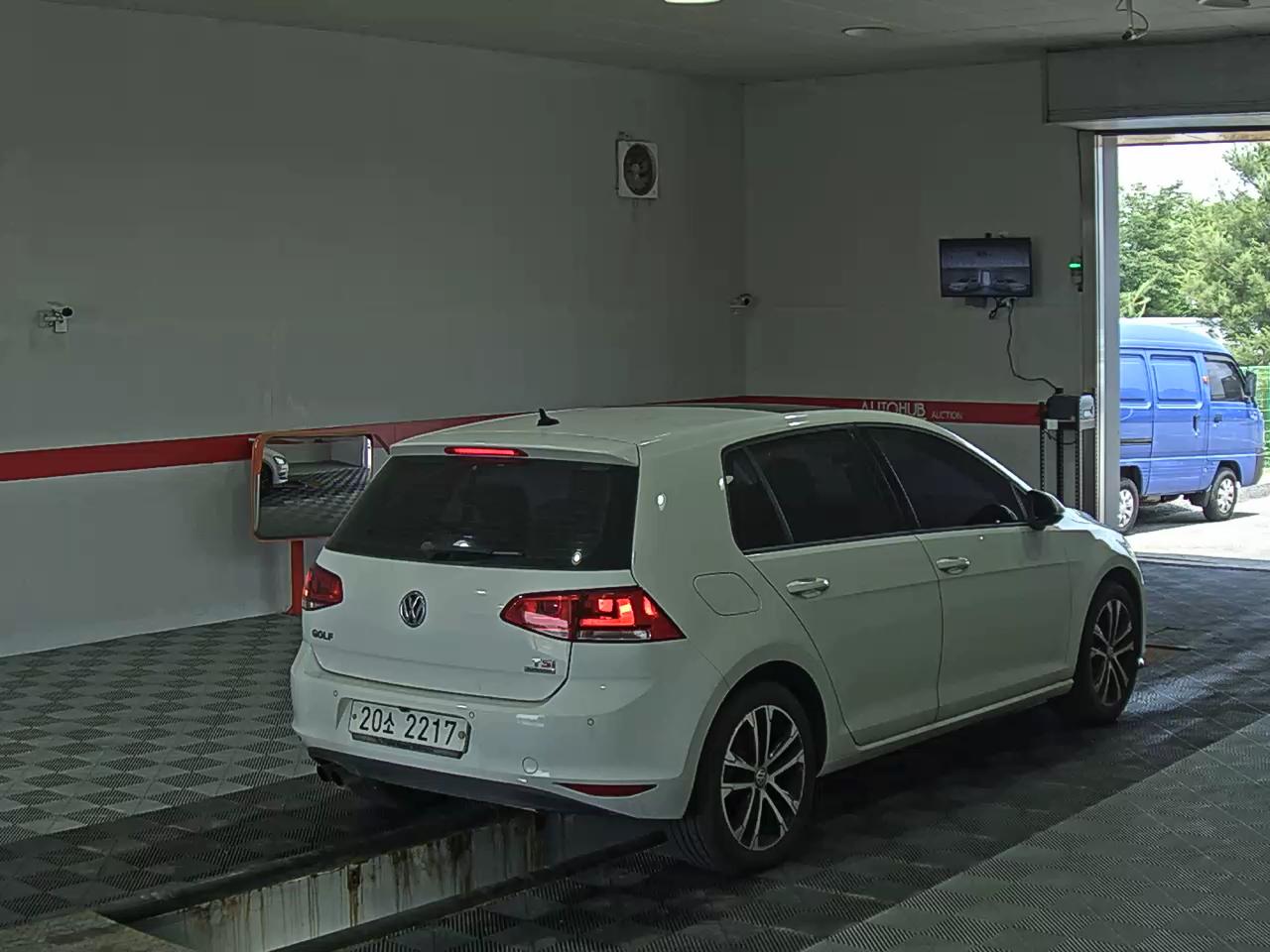 2014 - volkswagen golf