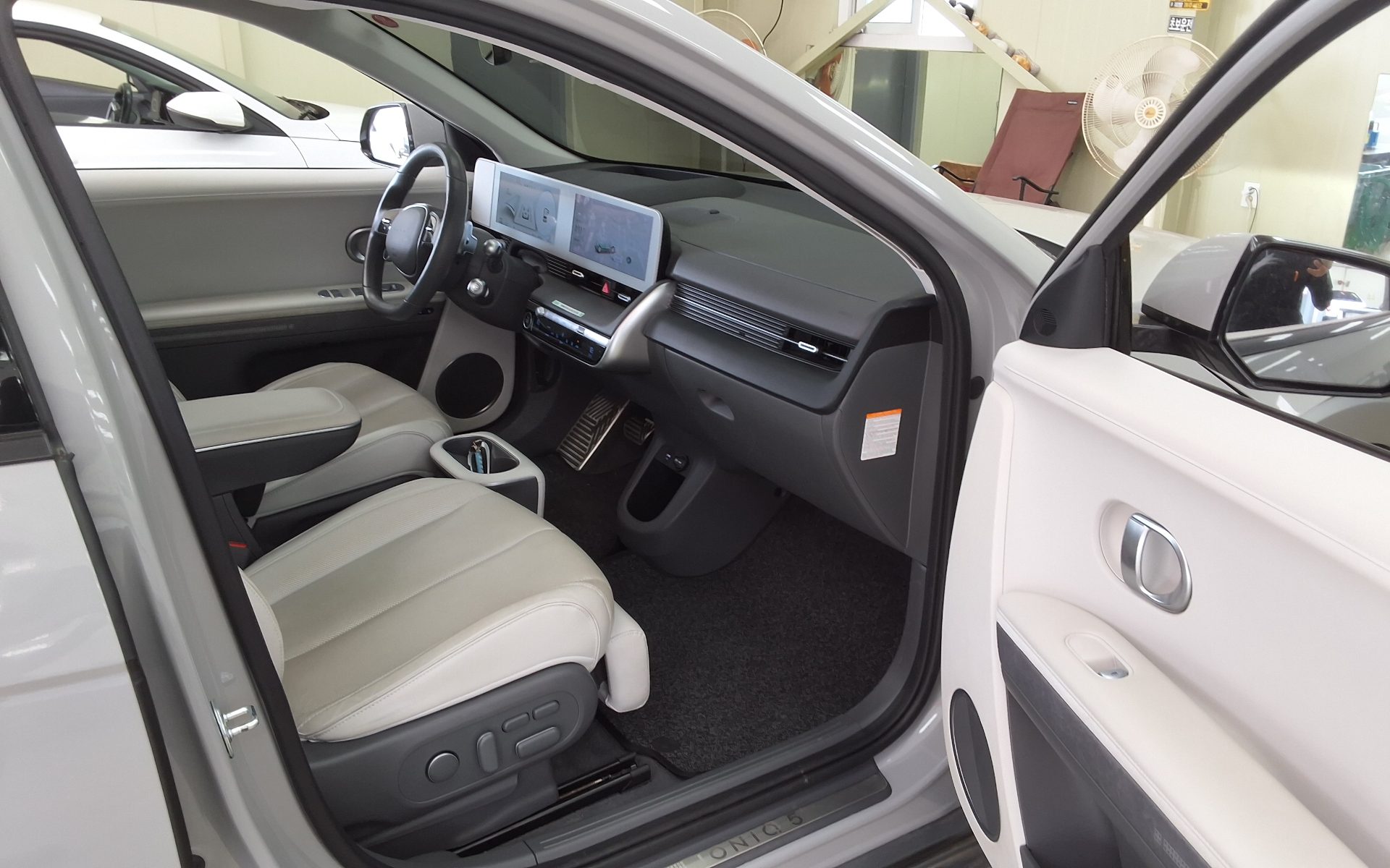 2023 - hyundai ioniq