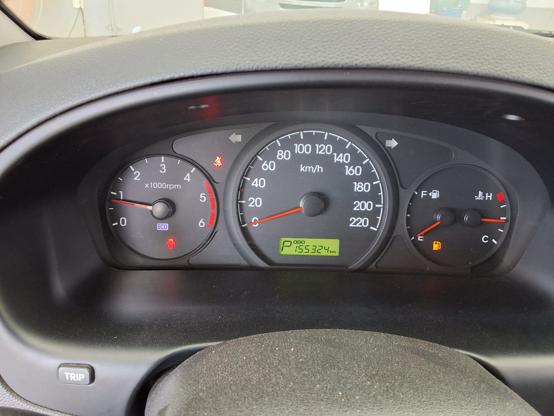 2012 - hyundai grand starex