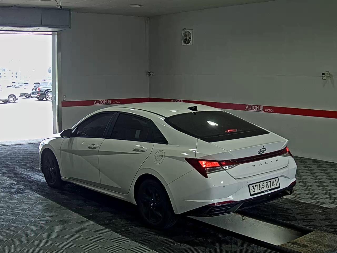 2023 - hyundai avante