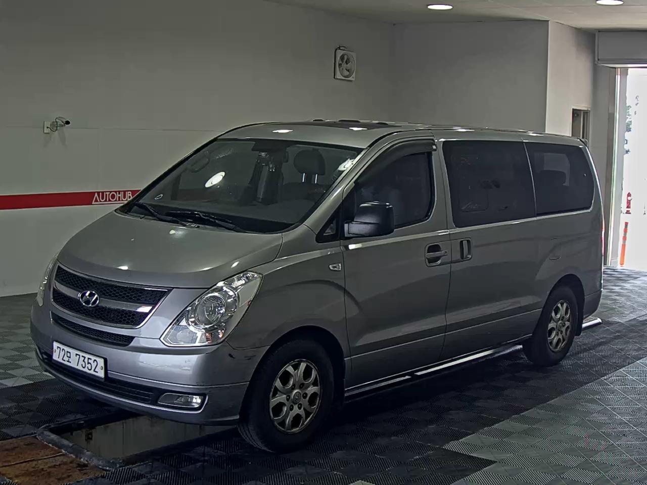 HYUNDAI GRAND STAREX CVX