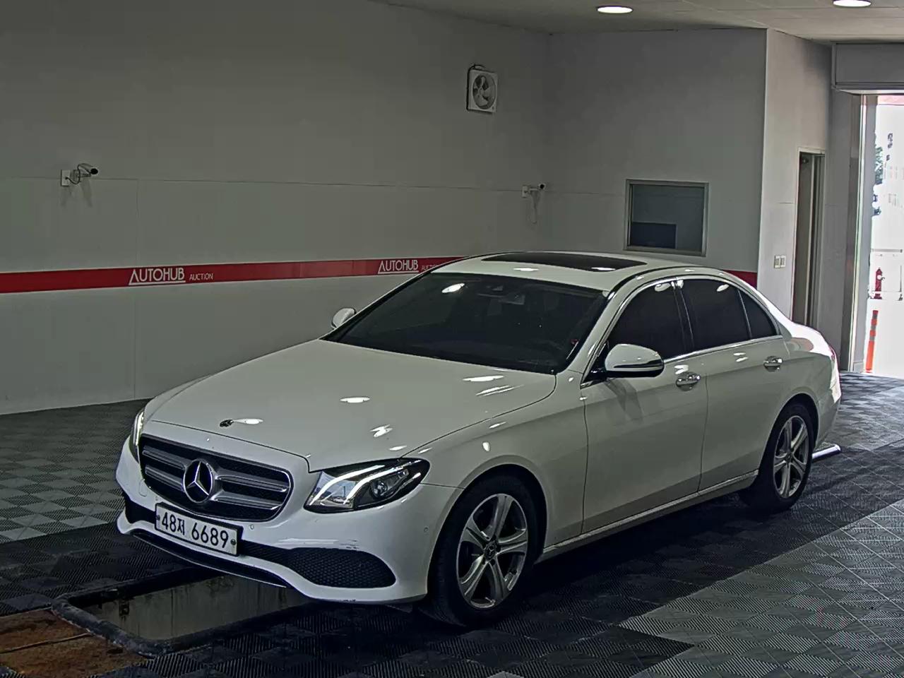 2018 - mercedes-benz e200