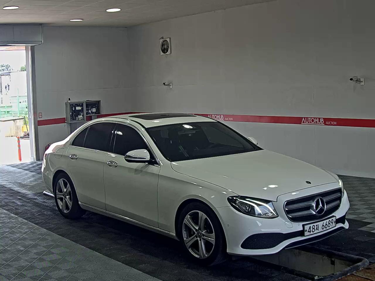 2018 - mercedes-benz e200