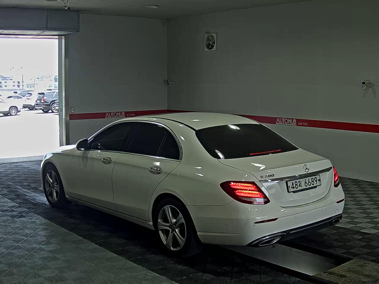 2018 - mercedes-benz e200