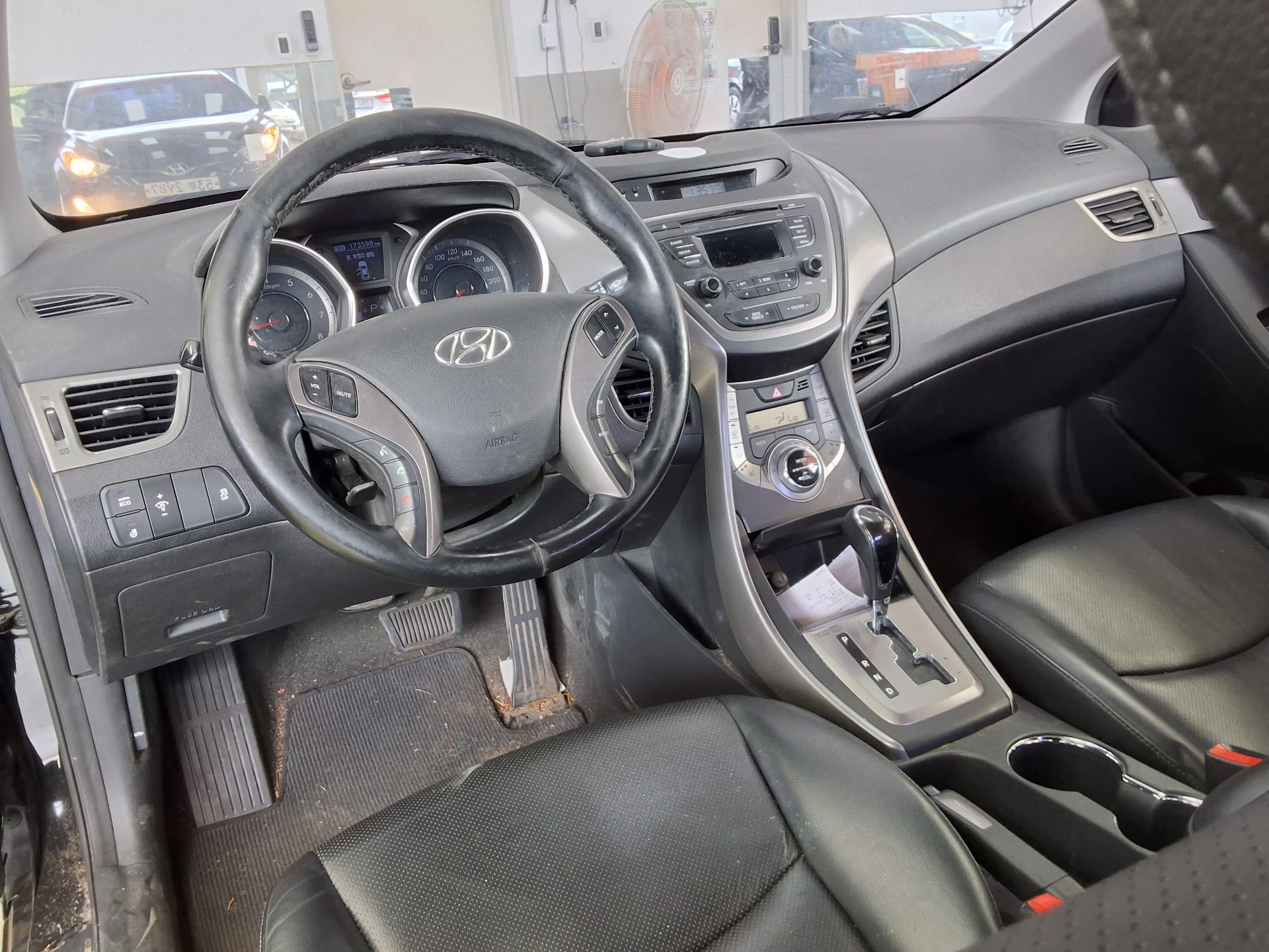 2014 - hyundai avante