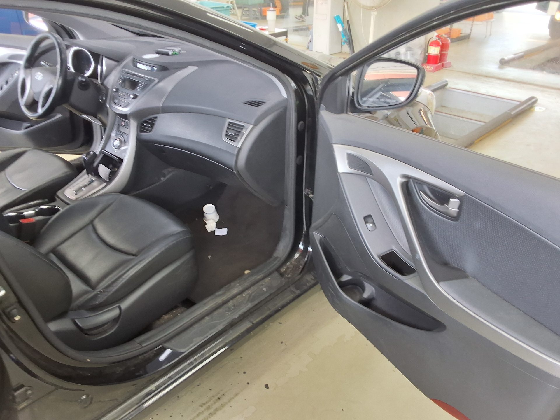 2014 - hyundai avante