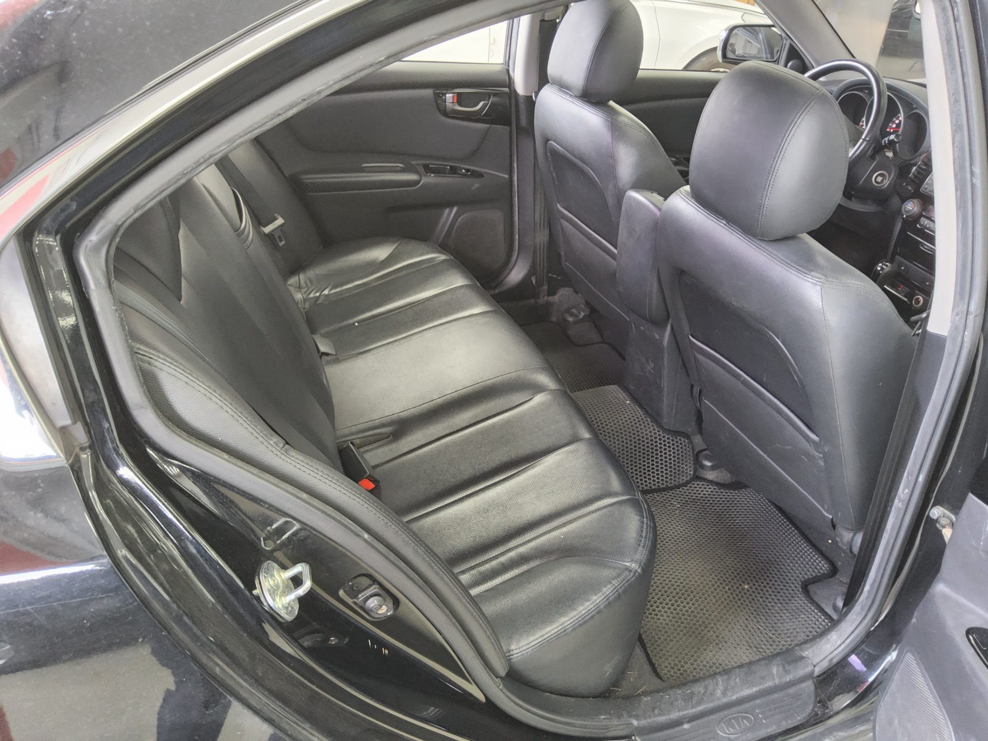 2009 - kia lotze