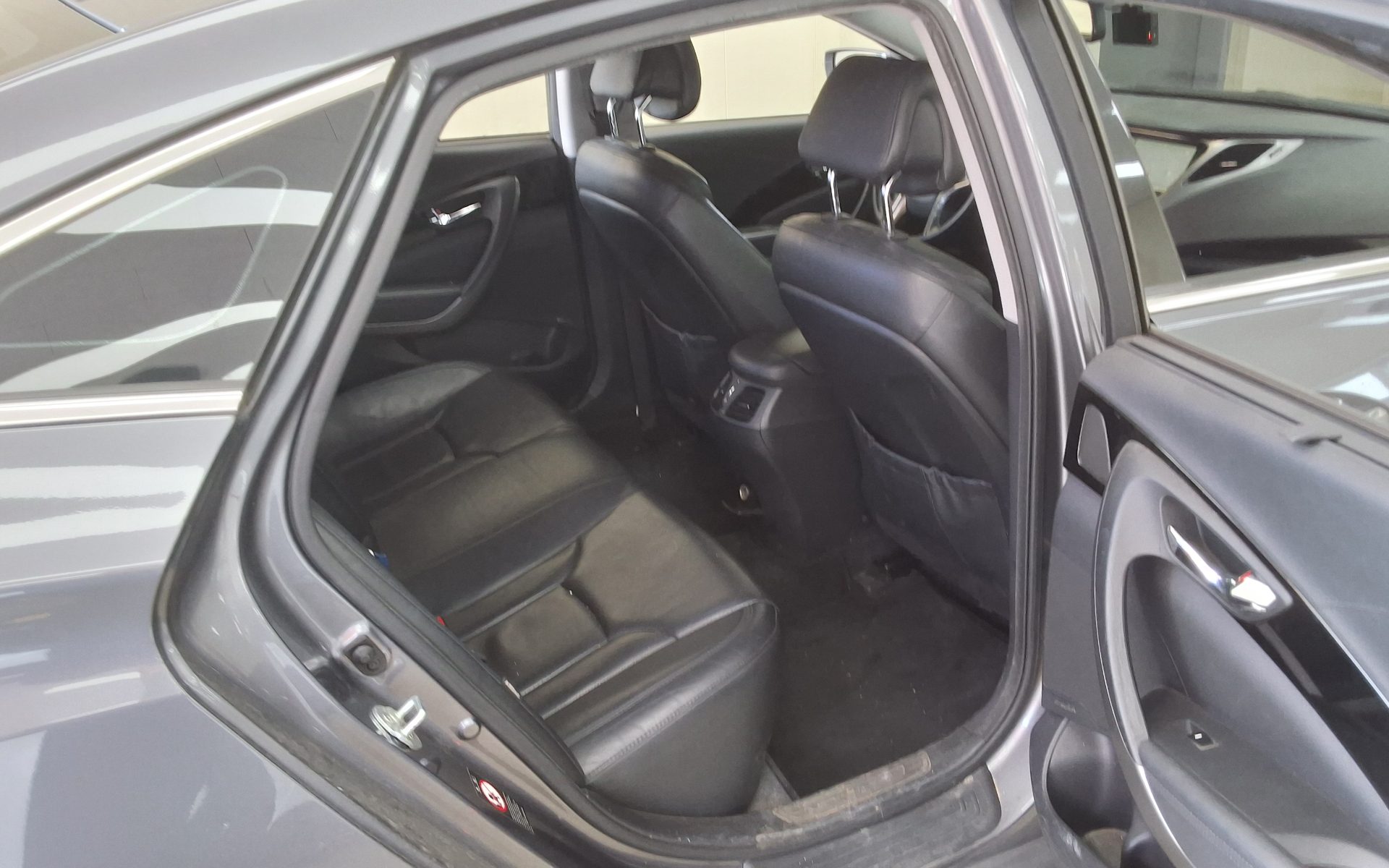 2012 - hyundai grandeur