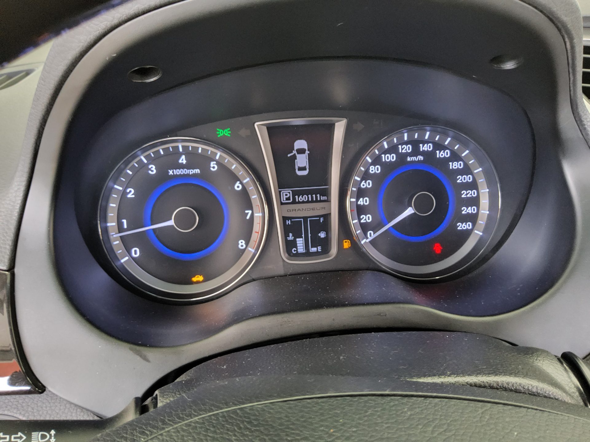 2012 - hyundai grandeur