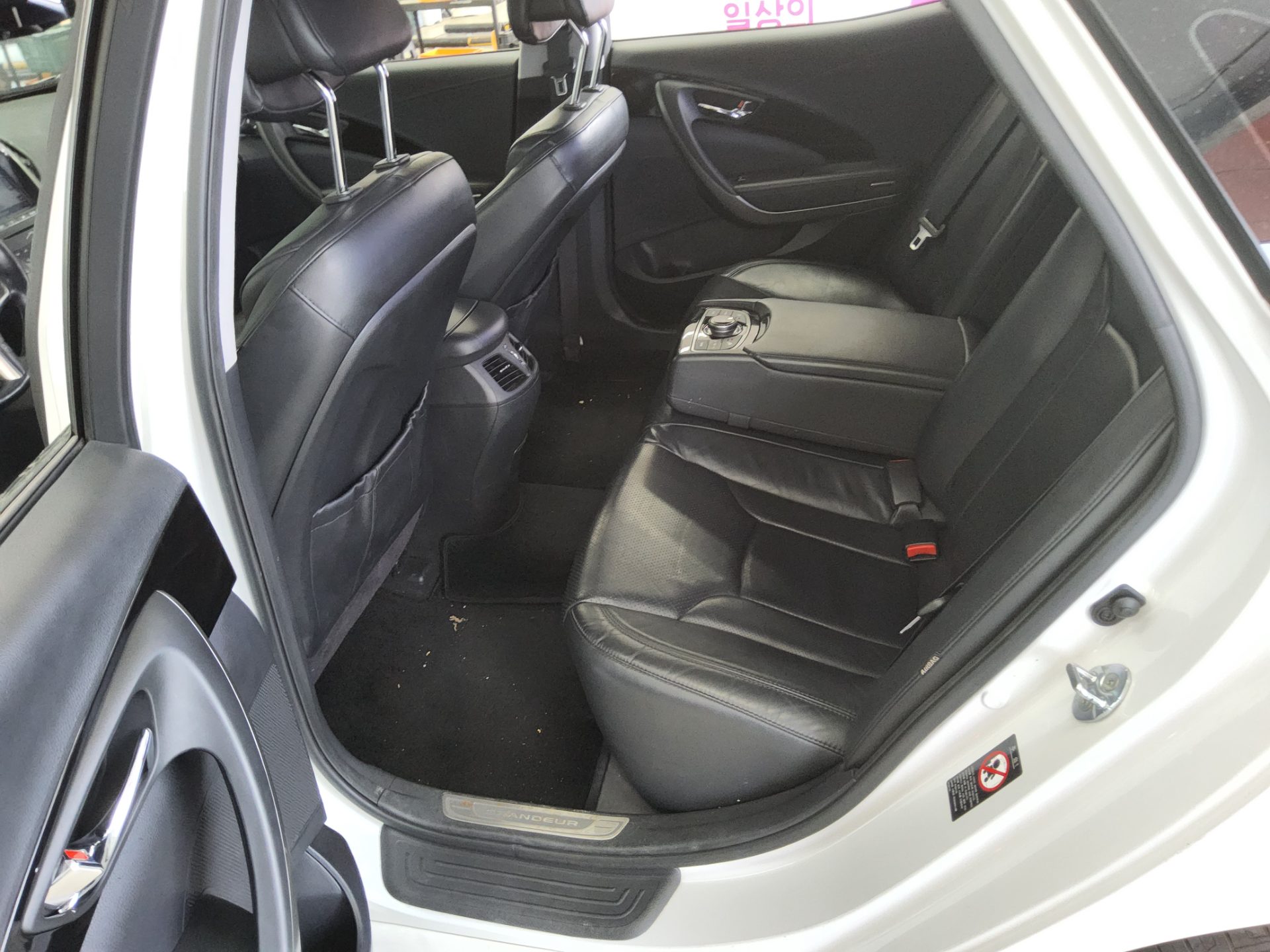 2012 - hyundai grandeur