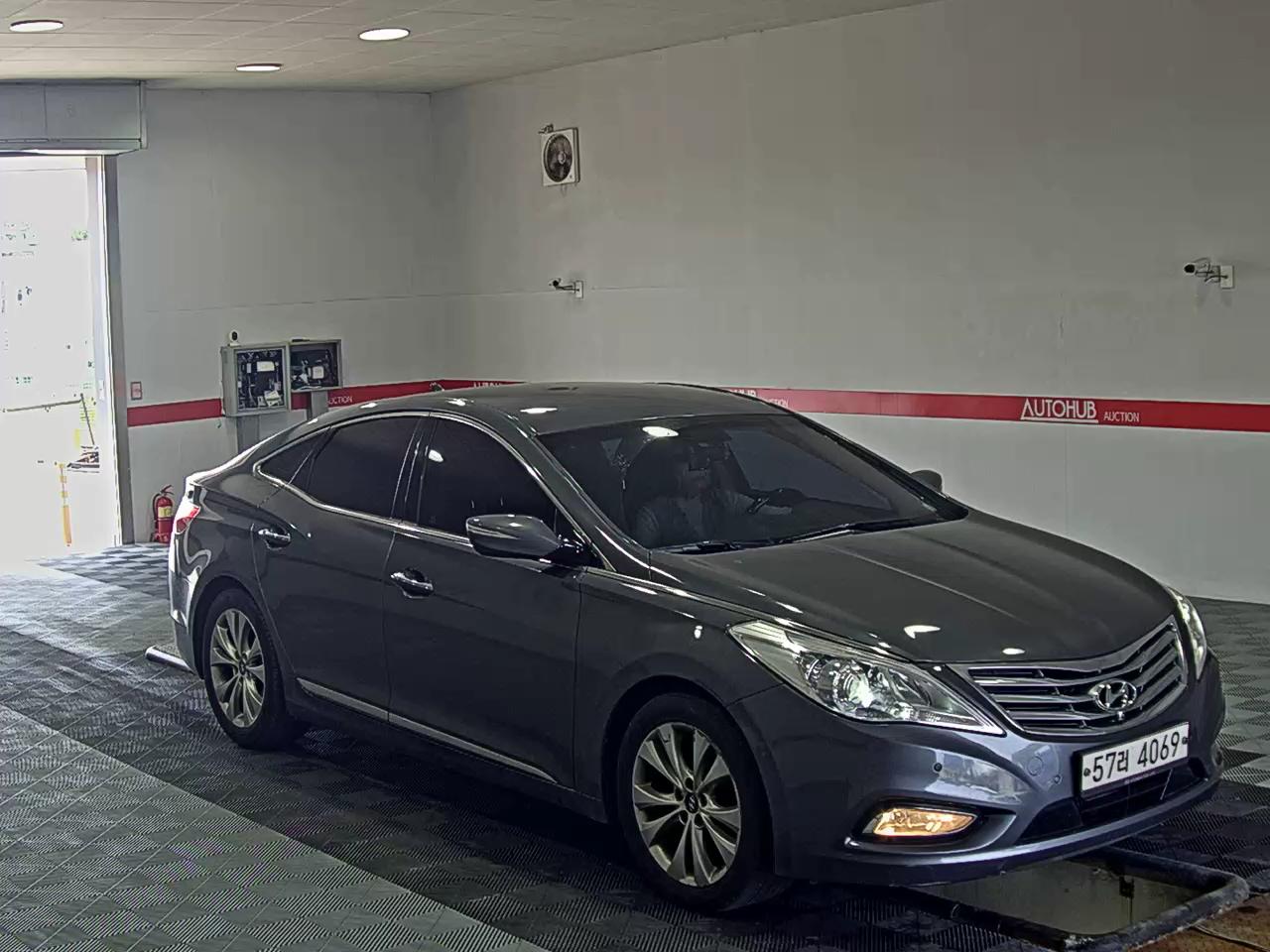 2012 - hyundai grandeur