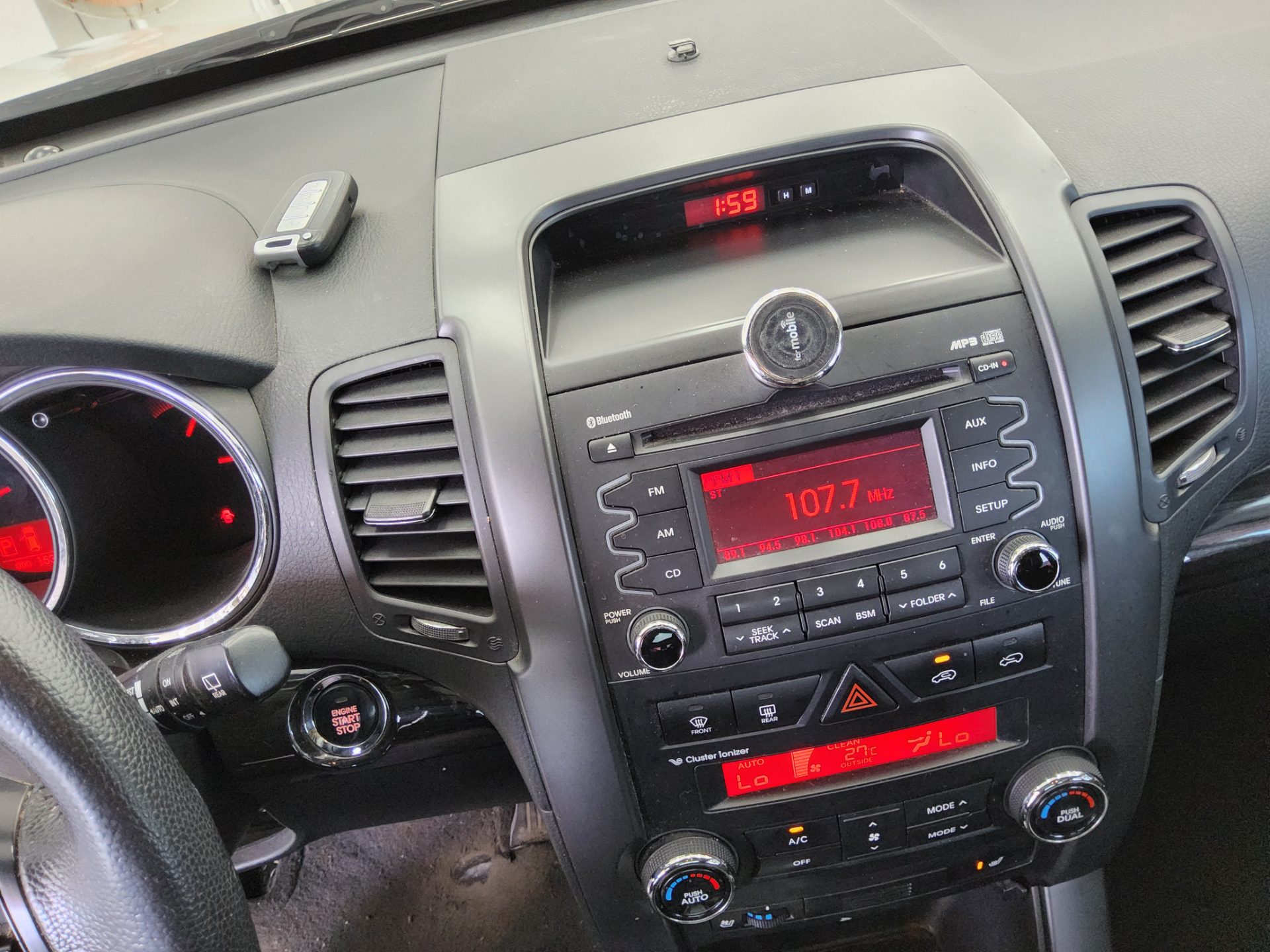 2011 - kia sorento