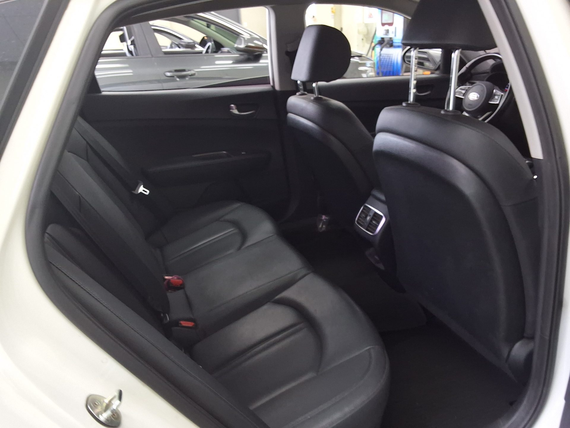 2019 - kia k5