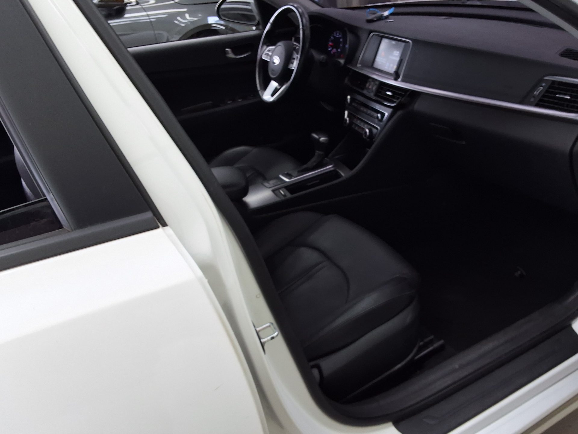 2019 - kia k5