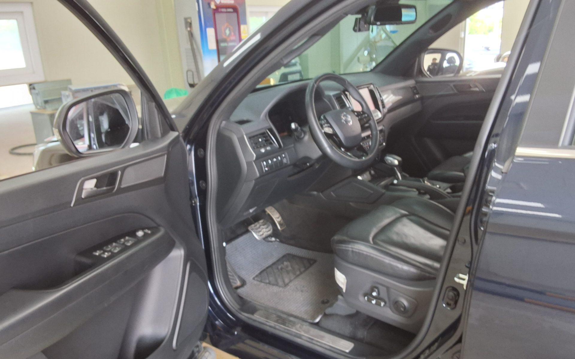 2022 - ssangyong rexton