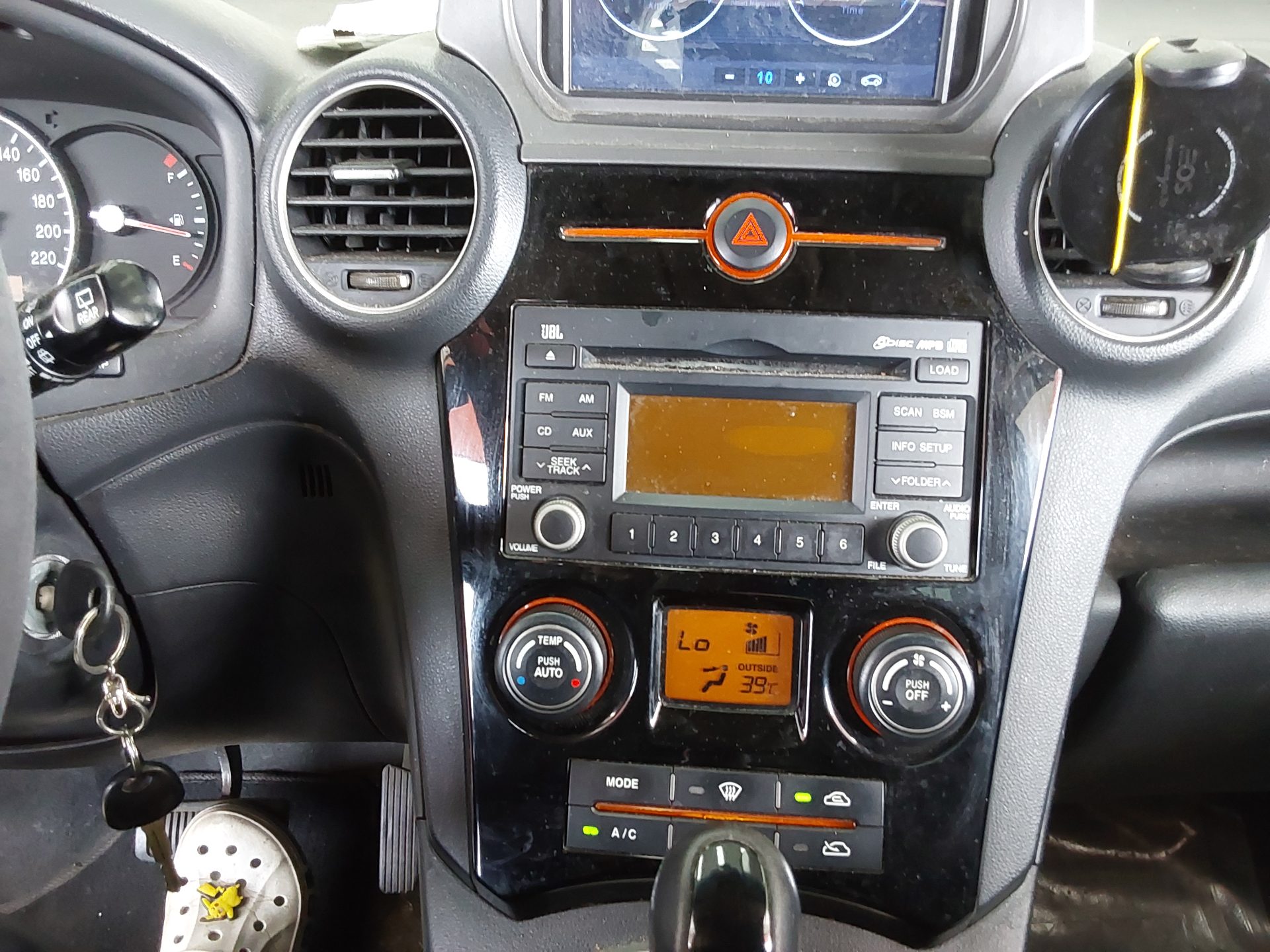 2009 - kia carens