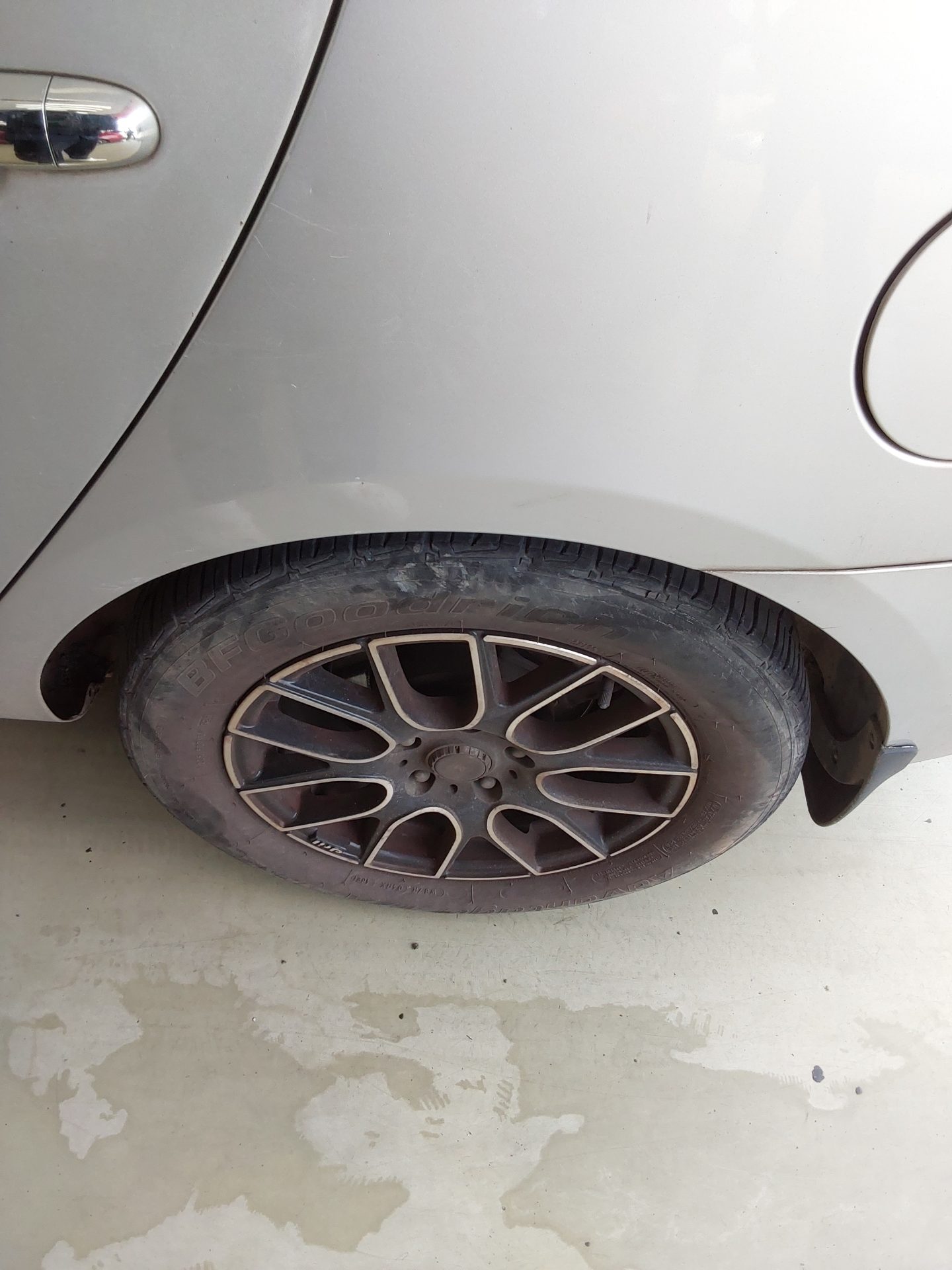 2009 - kia carens