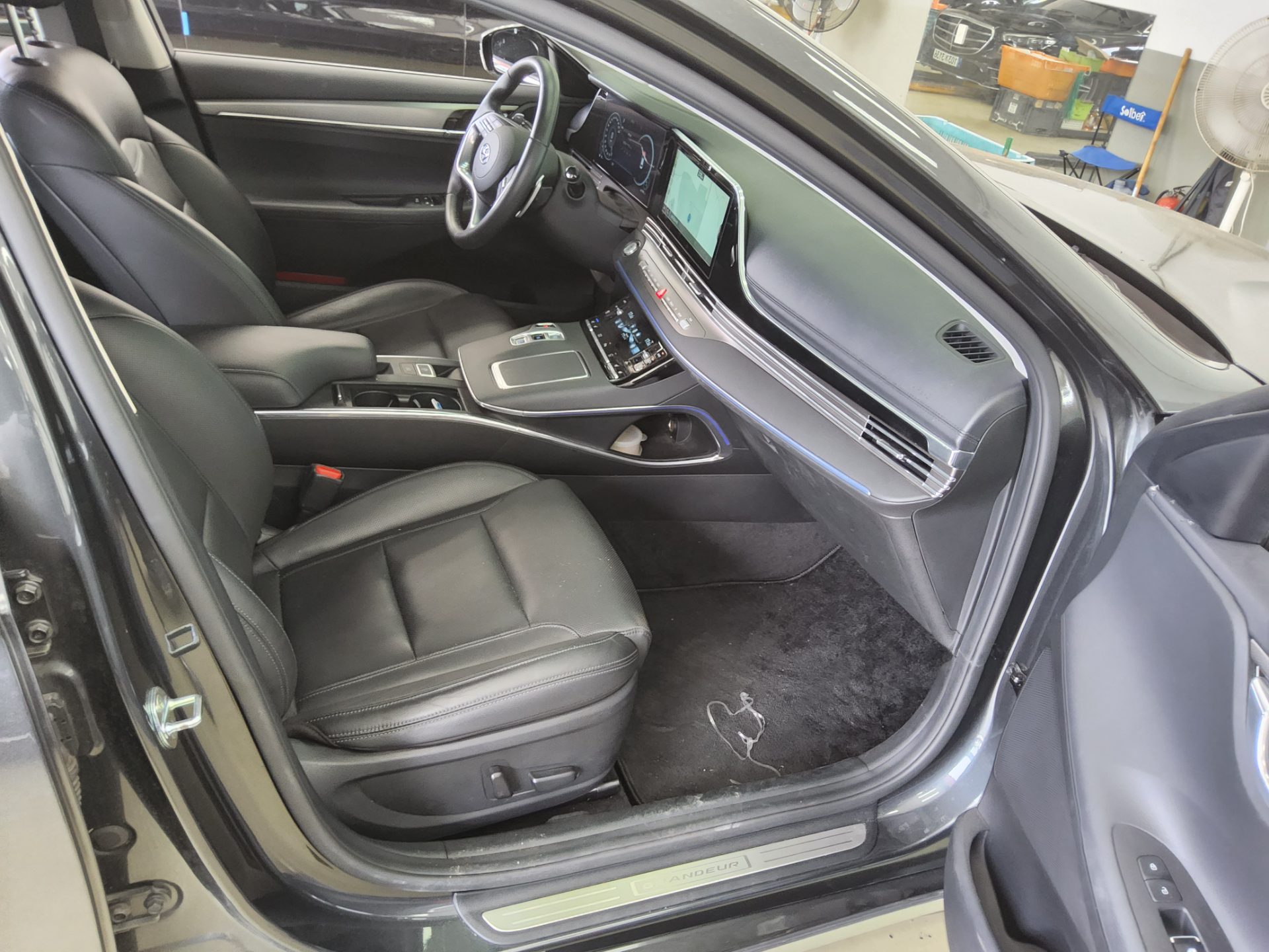 2022 - hyundai grandeur