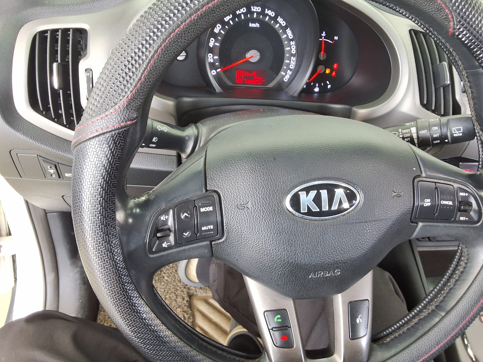 2014 - kia sportage