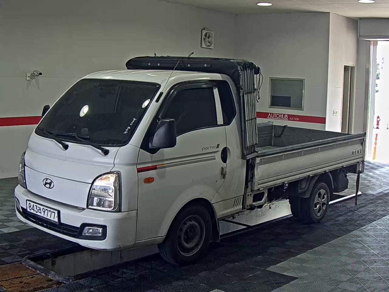 HYUNDAI PORTER II VGT SUPER CAB EXTRA WHEELBASE