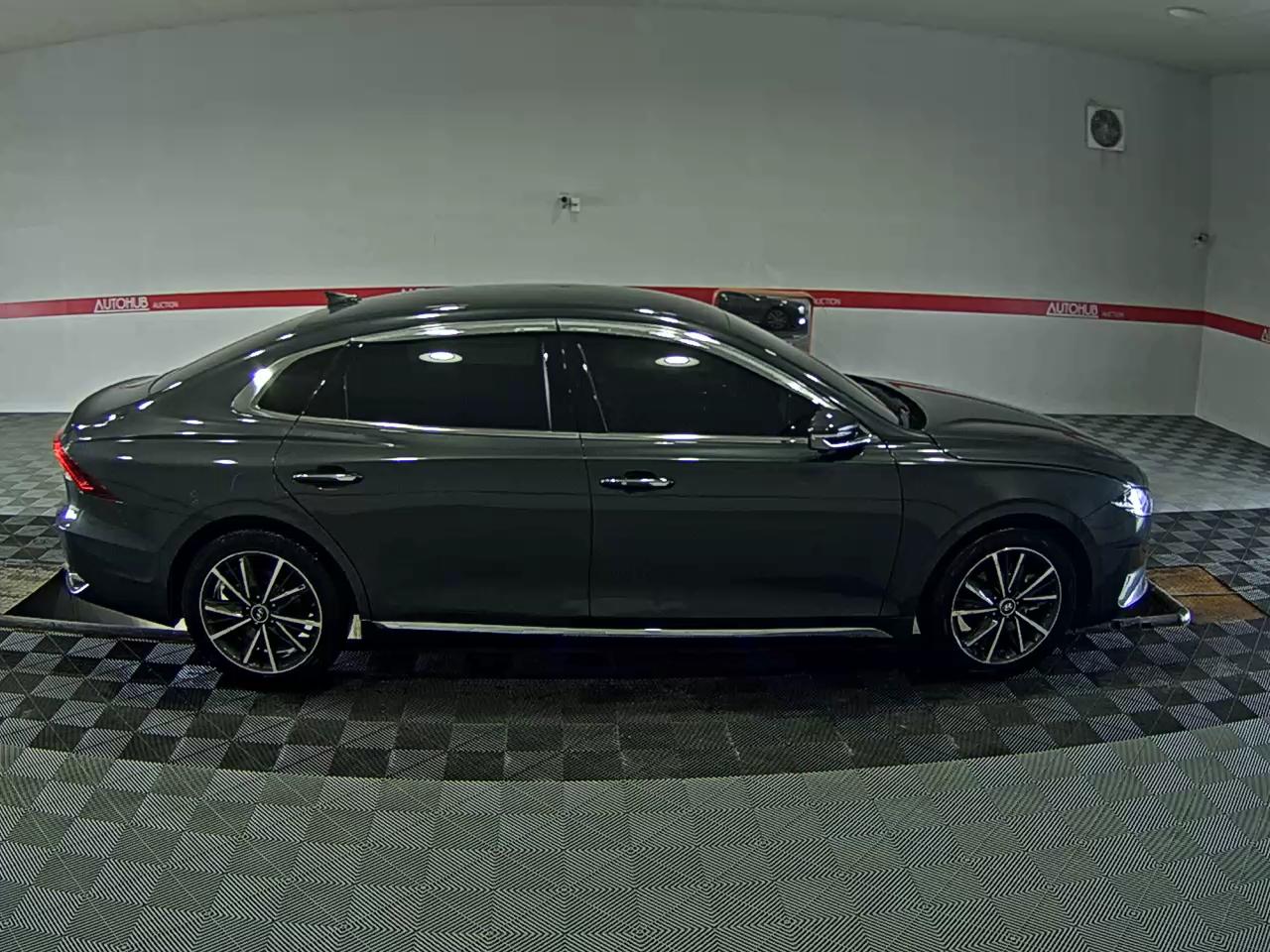 2022 - hyundai grandeur