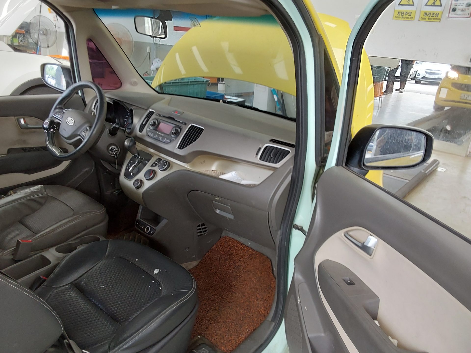 2012 - kia ray