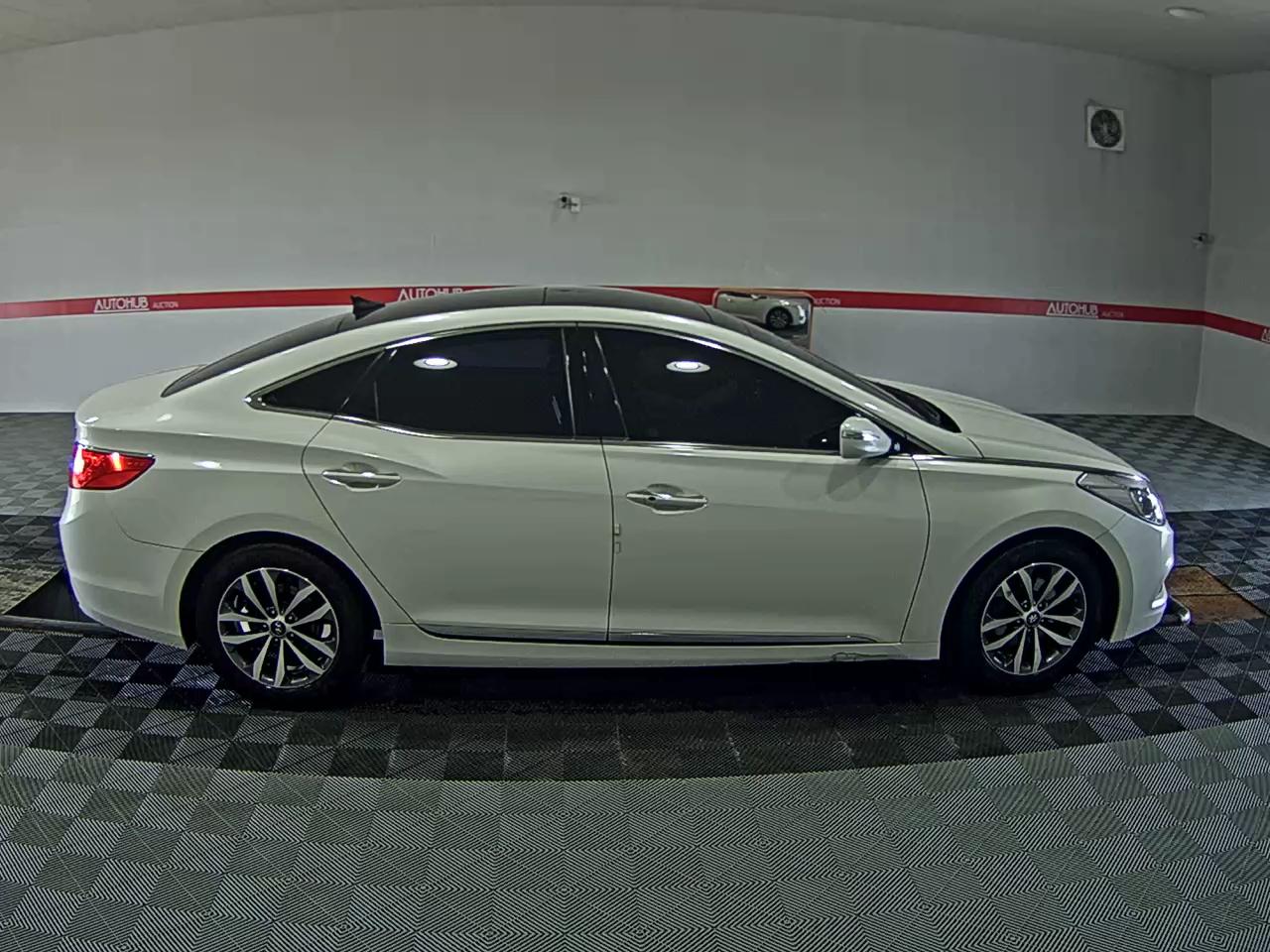 2012 - hyundai grandeur