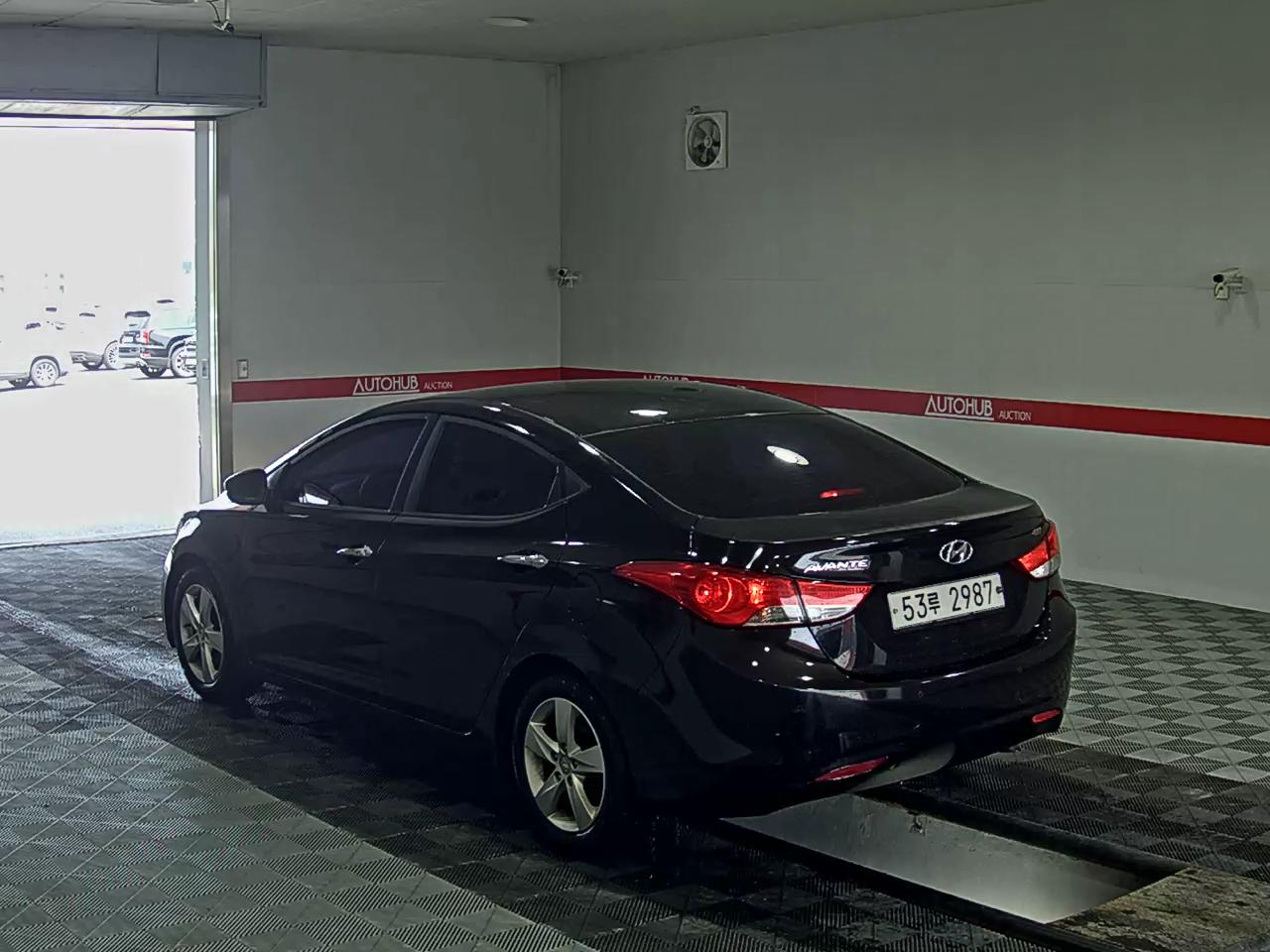 2014 - hyundai avante