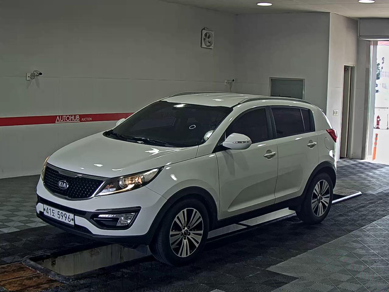 KIA SPORTAGE R