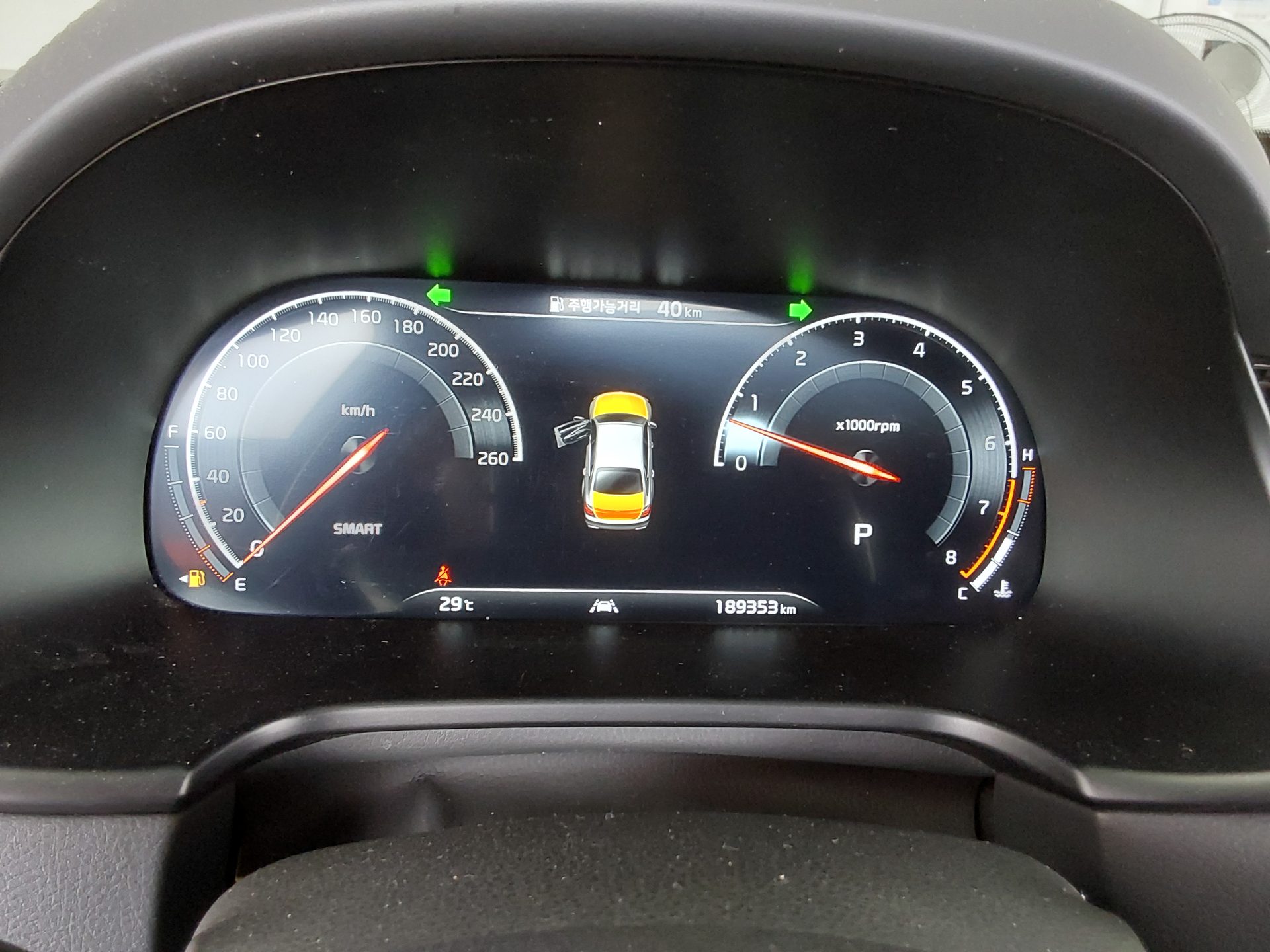 2019 - kia k9