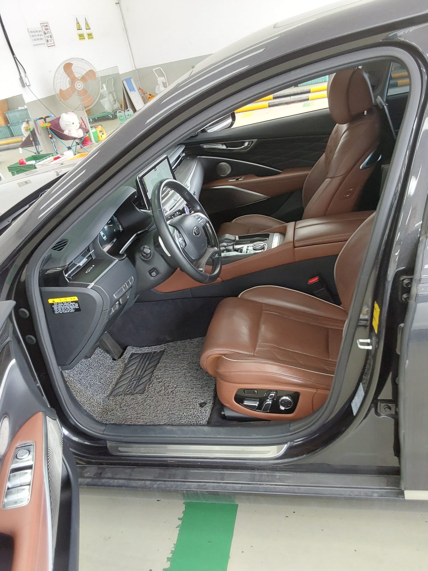 2019 - kia k9