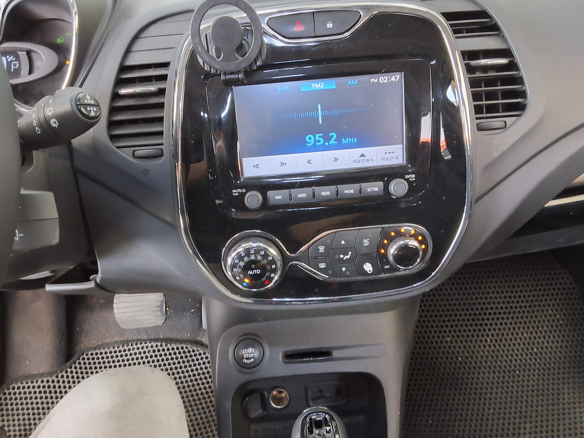 2015 - renault qm3
