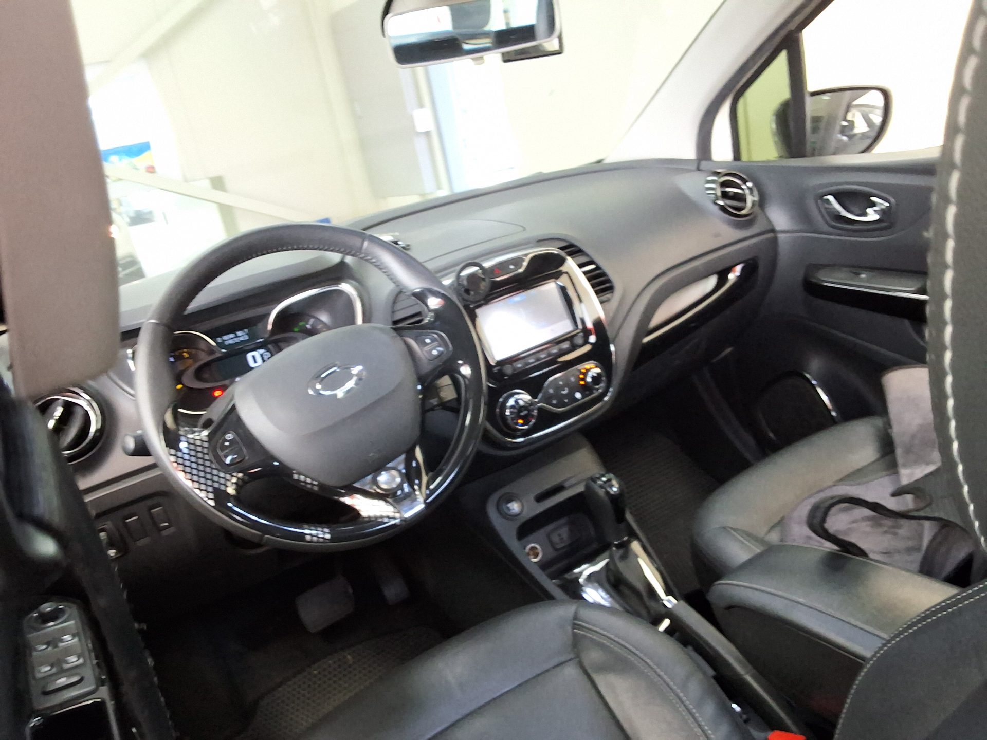 2015 - renault qm3