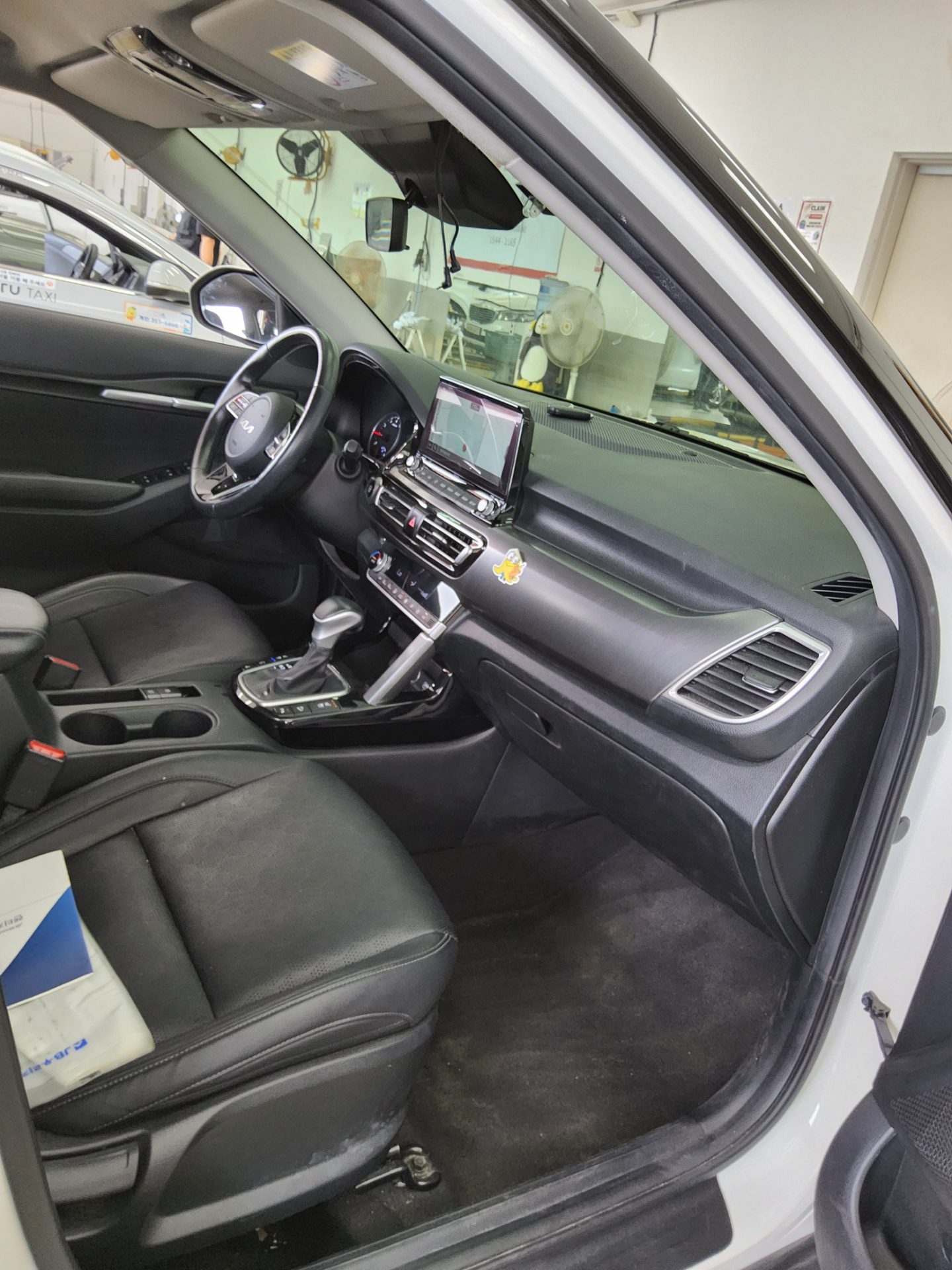 2023 - kia seltos