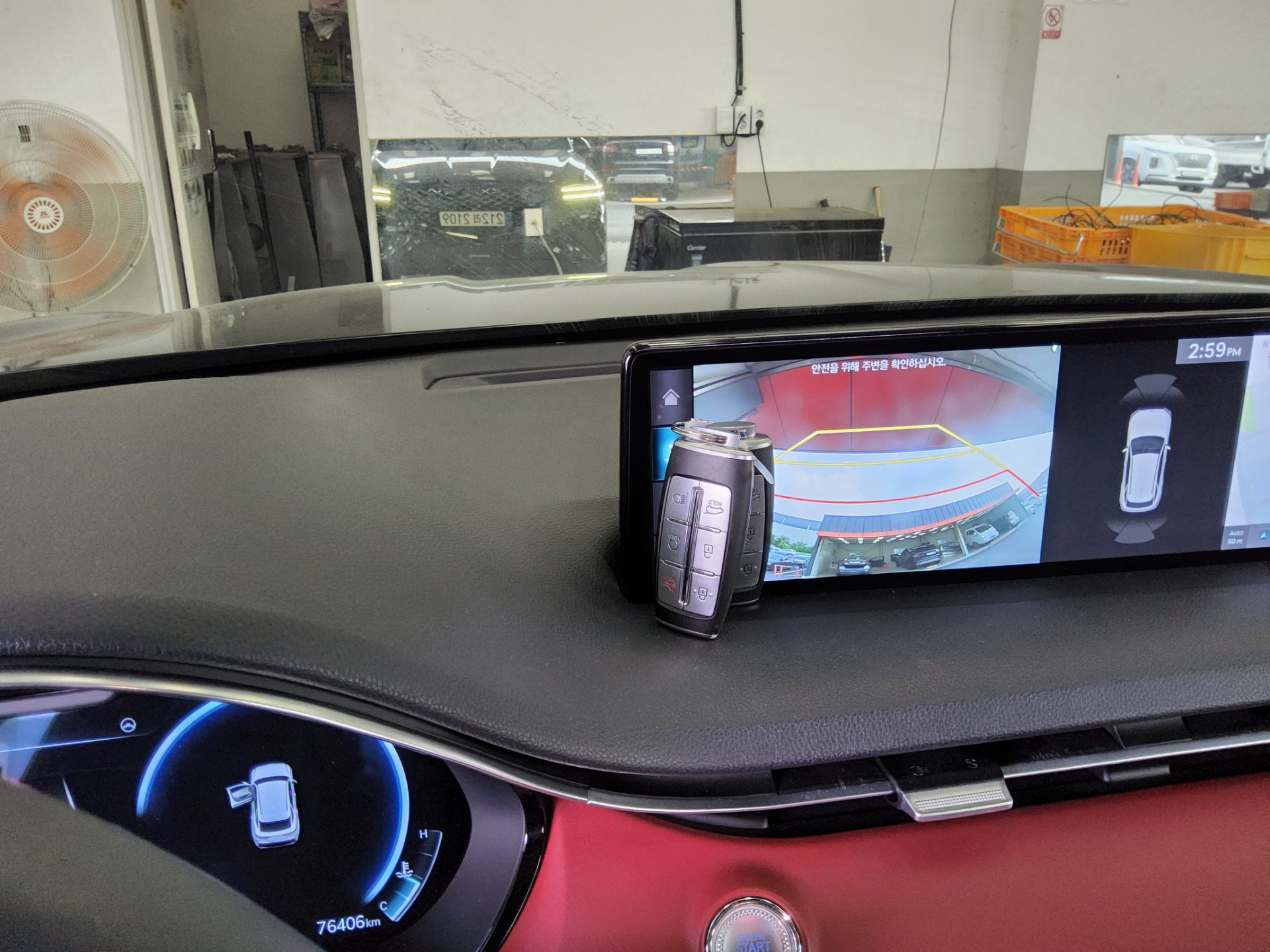 2022 - genesis gv70