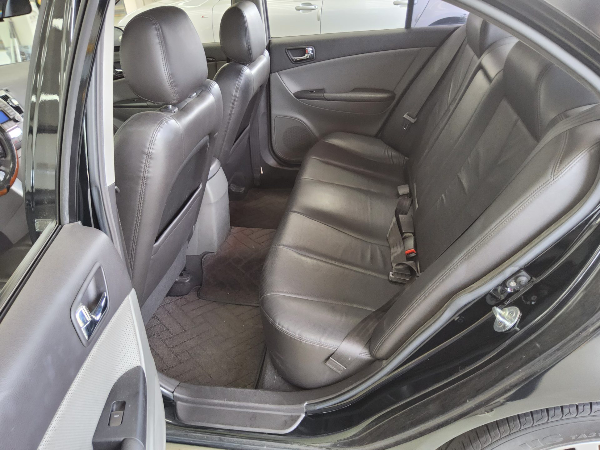 2009 - hyundai sonata
