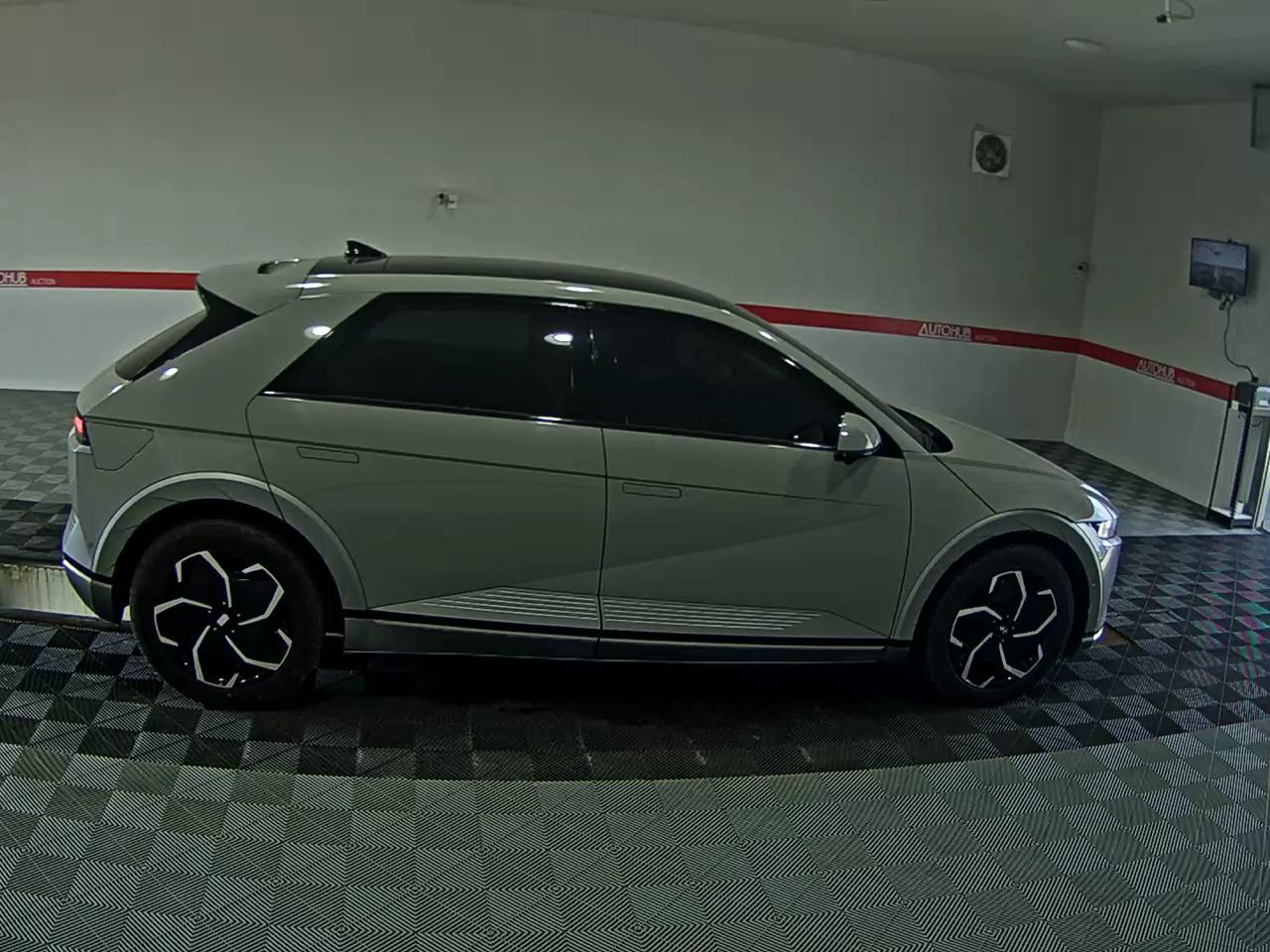 2023 - hyundai ioniq